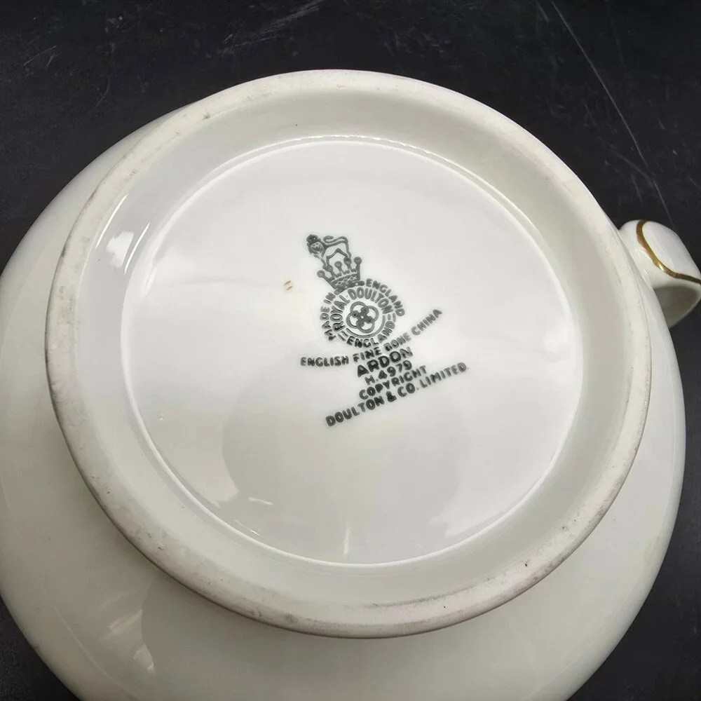 Royal Doulton Ardon English Fine Bone China Gravy Cream Pitcher VL4028